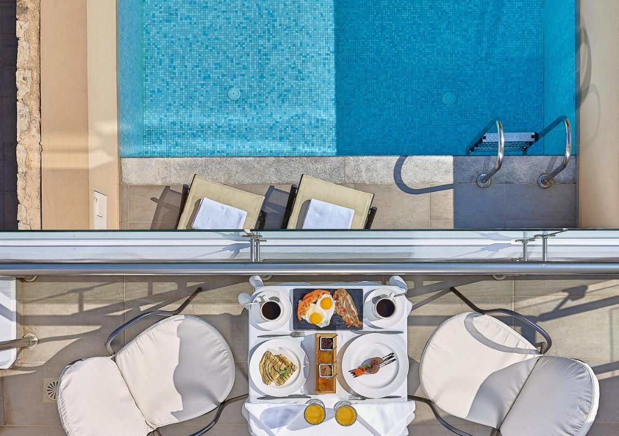 Superior Double or Twin Room Pool View,972957847:JPEG